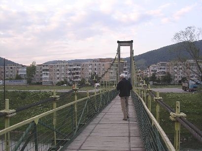 Voetbrug naar Piatra Neamt